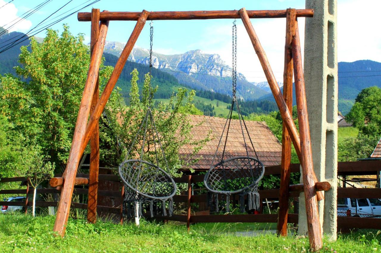 Milea'S Guesthouse Bran  Exteriör bild